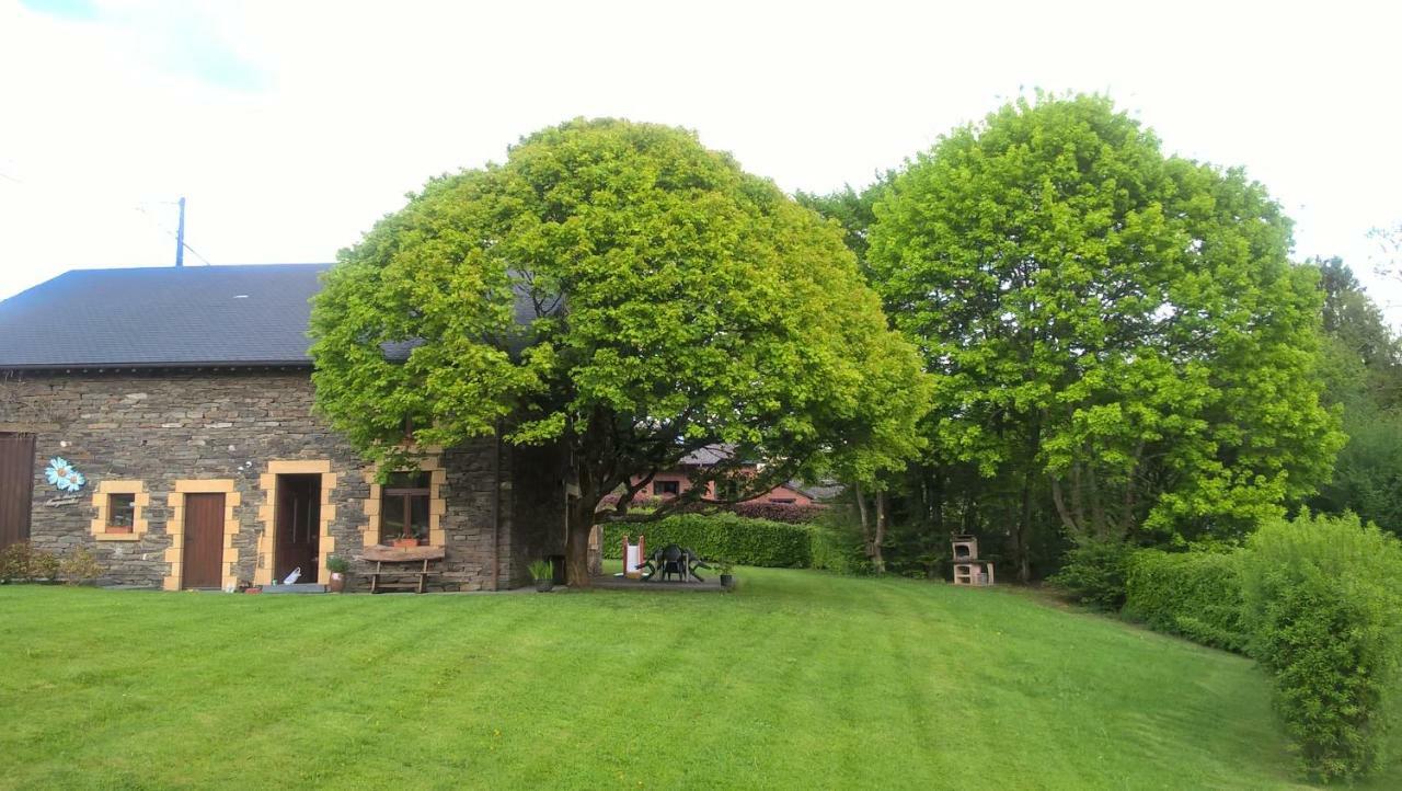 La Maison Des Marguerites Vresse-sur-Semois Bagian luar foto